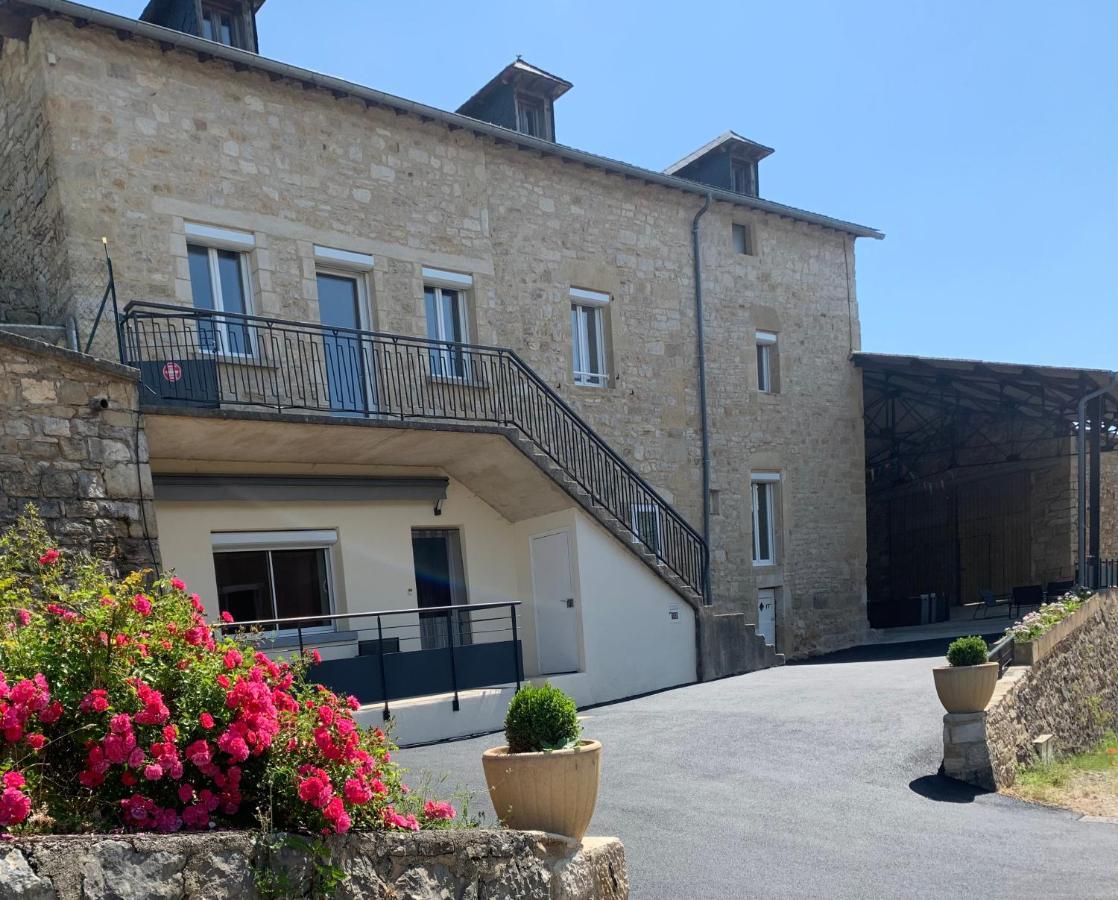 Gite 4 Etoiles - La Maison De Paul Coussergues Extérieur photo